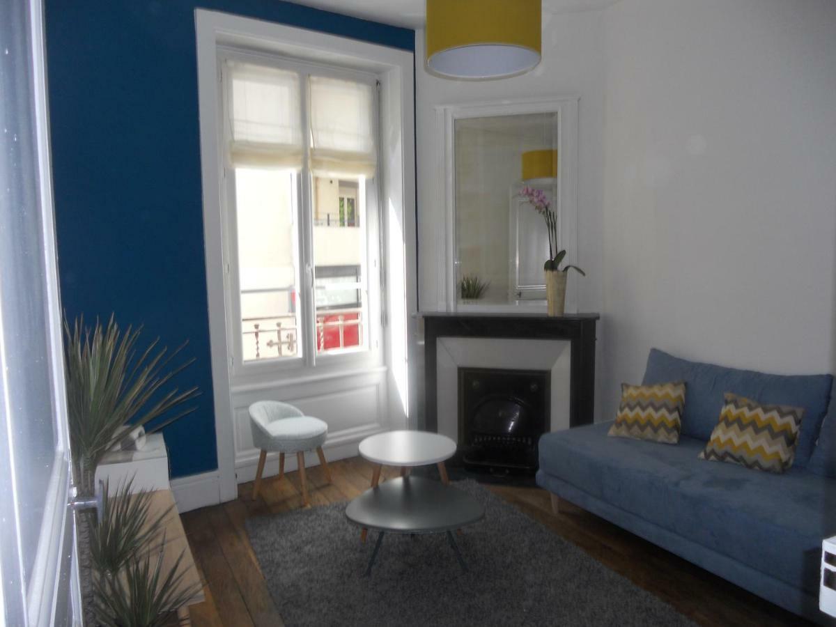 Au 303 Apartment Lyon Bagian luar foto